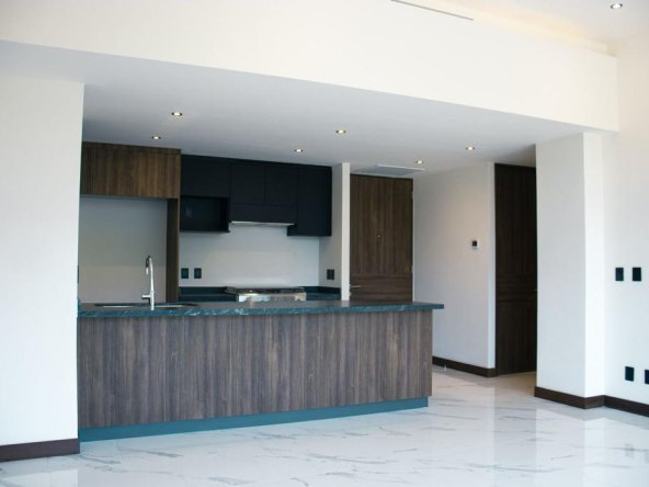 429553908_390117016959113_5742894681564471499_n